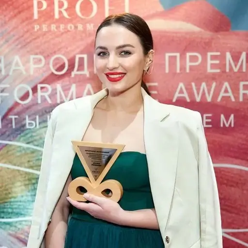 Оксана Романова